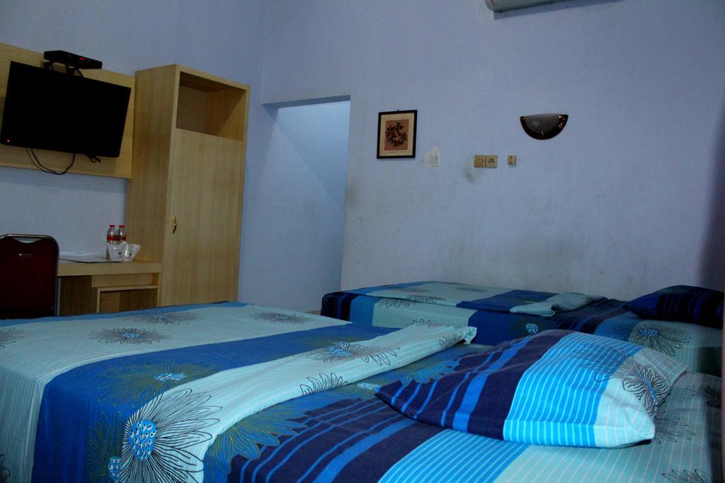 Hotel Indonesia Пекалонган Экстерьер фото